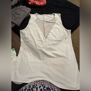 Lulu tank. Loose fit. Size 10. NWOT.